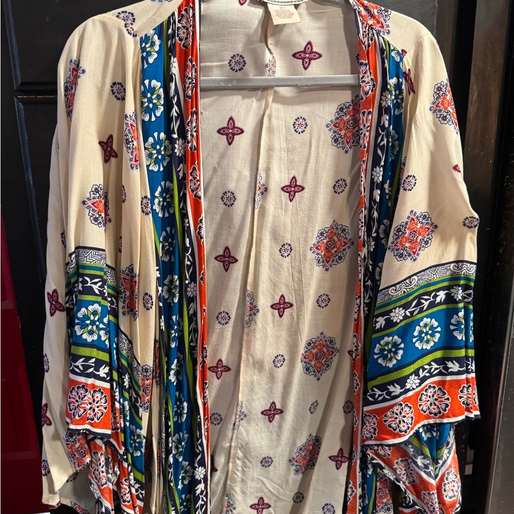 Floral Patterned Kimono flying tomato